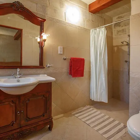 Palma Farmhouse With Private Pool * Għarb